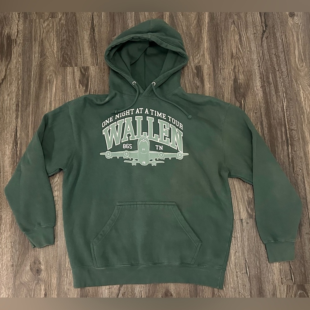 Men’s Morgan Wallen One Night At A Time World Tour Green Hoodie- Size XL